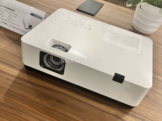 Qualität Des Geschäfts-RS232 Anzeige 1024x768 XGA Multimedia-der Projektor-3000 des Lumen-3LCD Fabrik